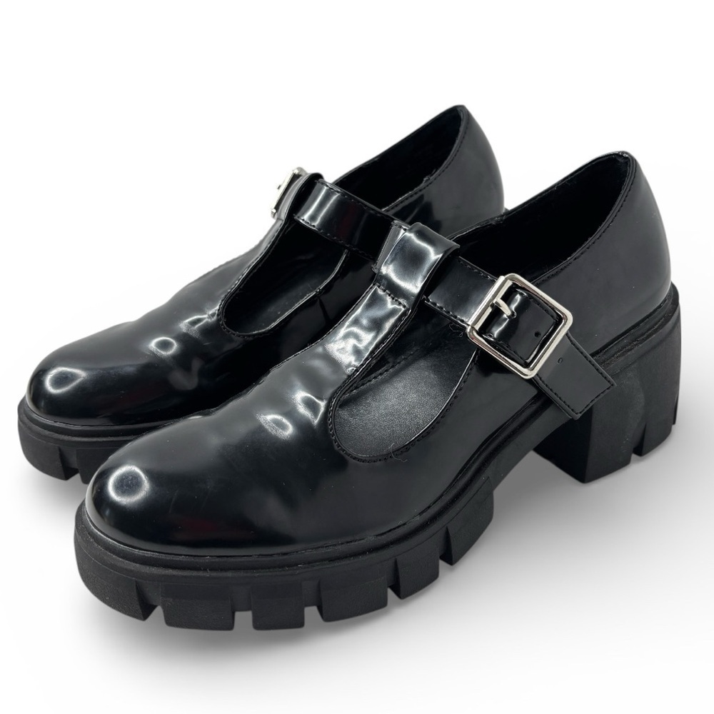 Madden Girl Maddie T-Strappy Platform Shoes MaryJanes Size 5.5 Chunky Round Toe